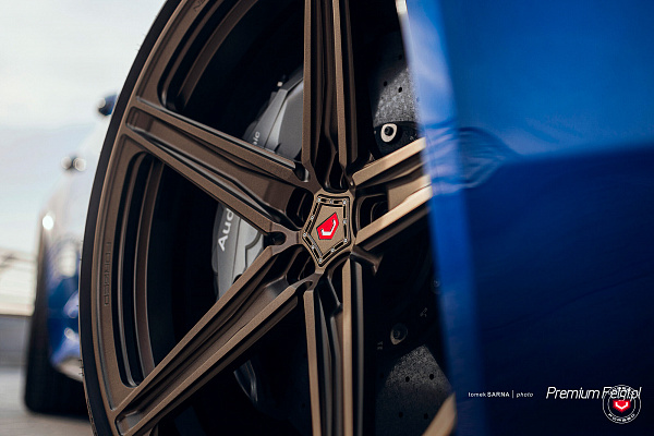 Фото дисков Vossen M-X5 Сатиновая бронза на Audi A/RS 6 (C8)