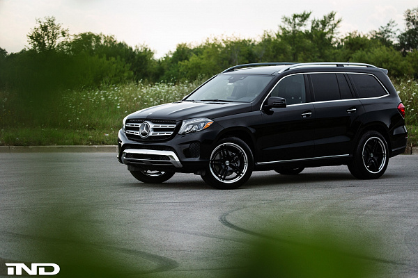 Фото дисков HRE S107 Черный глянец на Mercedes-Benz GLS (X166)