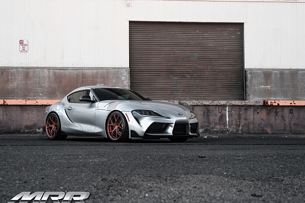 Фото дисков MRR FS06 Сатиновая медь на Toyota Supra A90