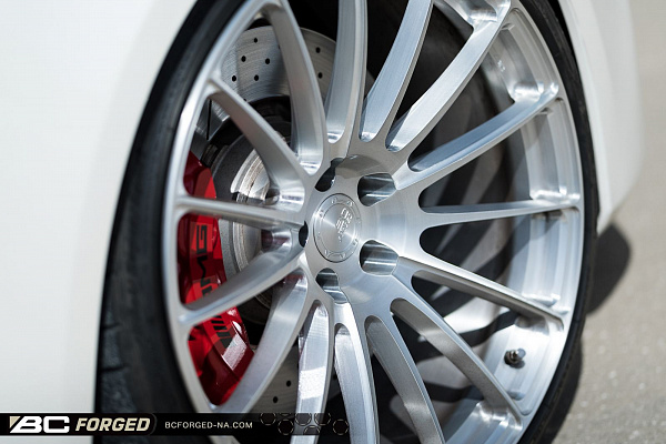 Фото дисков BC Forged RZ15 Глянцевый лак на Mercedes-Benz E-Class (W213, S213, C238)