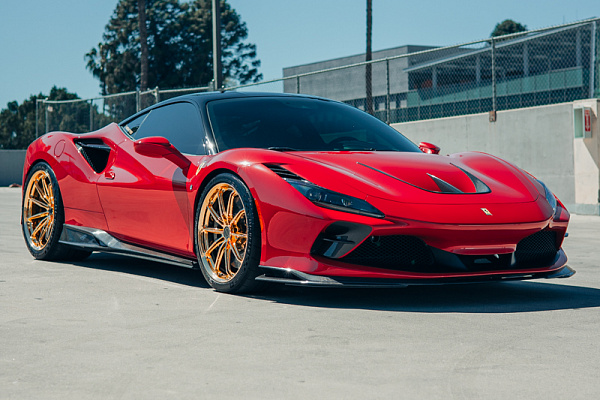 Фото дисков Brixton Forged R11-RS Глянцевое золото на Ferrari F8
