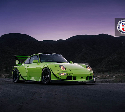 Фото дисков HRE 300 на Porsche 911 IV
