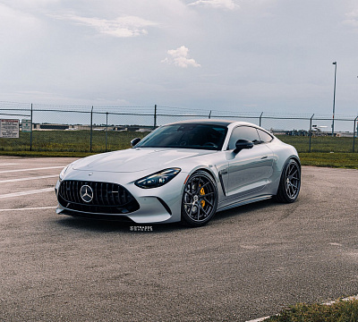 Фото дисков Strasse Wheels SM5RT Deep Concave FS на Mercedes-Benz AMG GT II