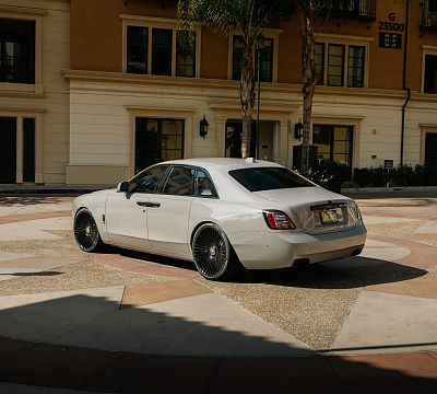 Фото дисков Vossen S17-16 на Rolls-Royce Ghost II
