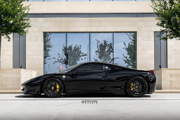 Фото дисков Strasse Wheels SM5R Deep Concave FS Другой цвет на Ferrari 458