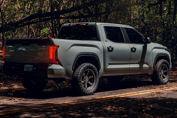 Фото дисков 4PLAY 4PS63 Глянцевая темная бронза на Toyota Tundra III
