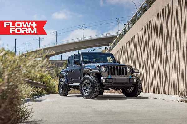 Фото дисков HRE FT1 Глянцевый графит на Jeep Wrangler IV (JL)