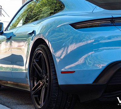 Фото дисков Vossen HF-1 на Porsche Taycan I