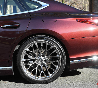 Фото дисков HRE P200 на  Lexus LS V