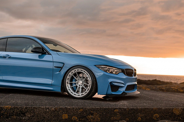 Фото дисков Bola FP3 Глянцевый лак на BMW 4/M4 (F32/F82)