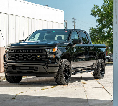 Фото дисков 4PLAY 4P55 на Chevrolet Silverado IV