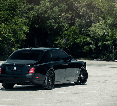 Фото дисков Vossen S17-14 на Rolls-Royce Phantom