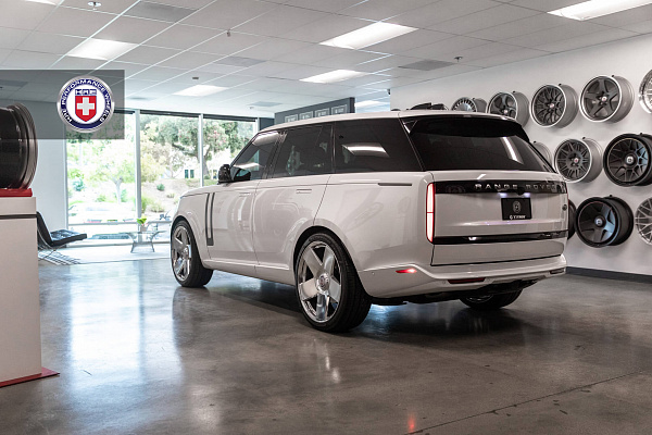 Фото дисков HRE L105M Полированный лак на Range Rover V
