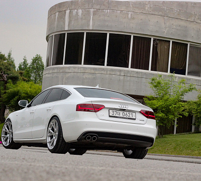 Фото дисков Vossen VFS-6 на Audi A/S/RS 5 (8T)
