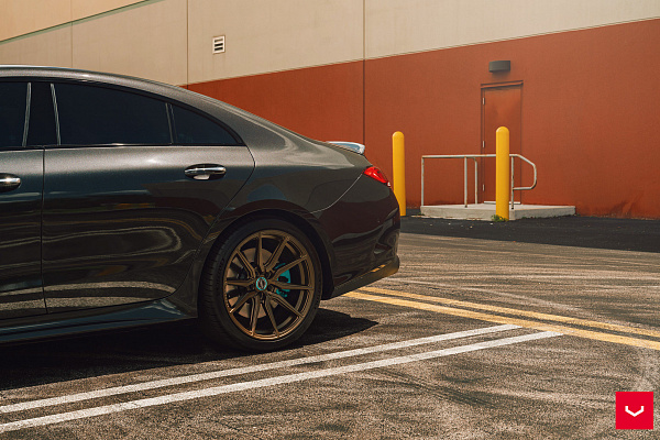 Фото дисков Vossen HF-3 Сатиновая бронза на Mercedes-Benz CLS (C257)