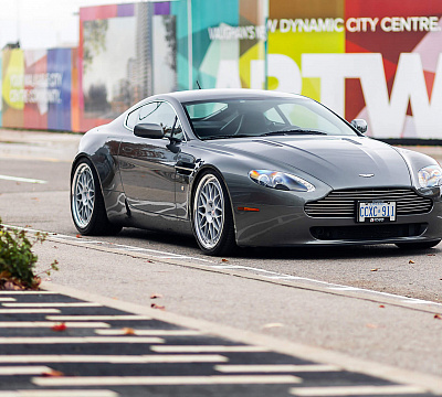 Фото дисков HRE 300 на Aston Martin Vantage 3