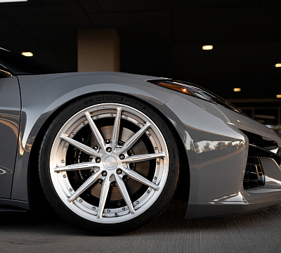 Фото дисков Brixton Forged R11-R на Chevrolet Corvette C8