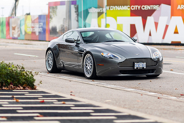 Aston Martin Vantage