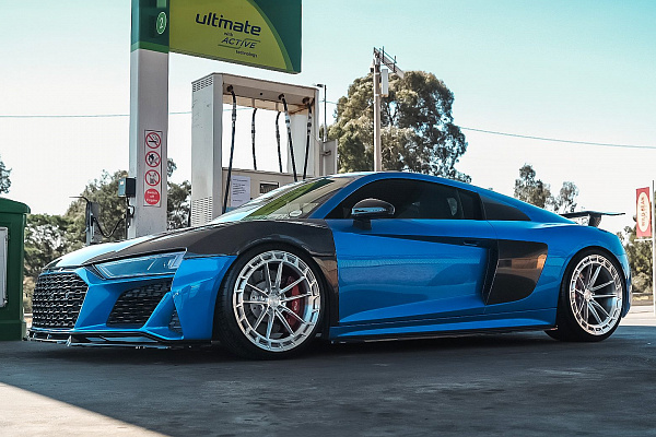 Фото дисков Bola FP3 Глянцевый лак на Audi R8 (4S)
