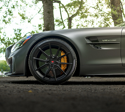 Фото дисков Vossen EVO-2R на Mercedes-Benz AMG GT I