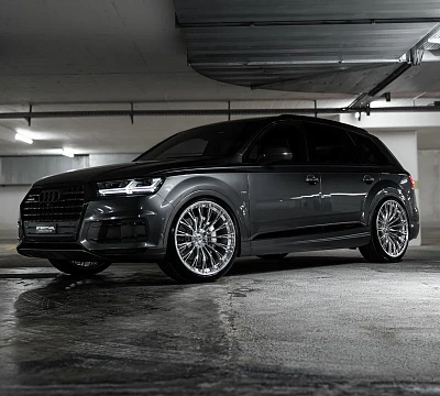 Фото дисков ST Wheels ST11 на Audi Q7 (4M)