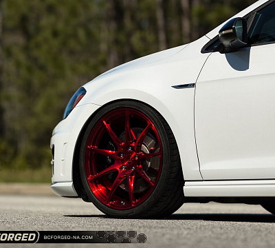 Фото дисков BC Forged RZ39 на Volkswagen Golf VII
