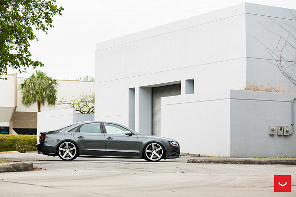 Фото дисков Vossen CV3 Серебро на Audi A/S 8 (D4)
