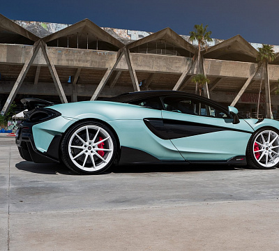 Фото дисков Anrky AN18 на McLaren 600