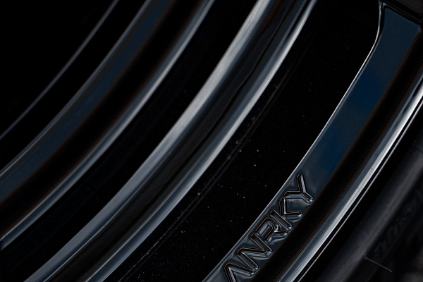 Фото дисков Anrky AN23 Черный глянец на Bentley Flying Spur III