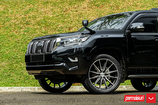 Фото дисков Vossen HF6-1 Алмазная проточка на Toyota Land Cruiser Prado 150