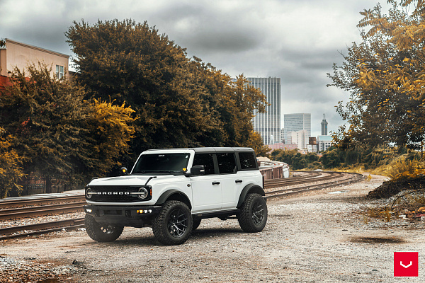 Фото дисков Vossen HF6-4 Черный сатин на Ford Bronco