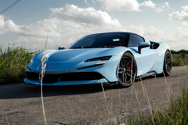 Фото дисков Strasse Wheels SV4-RS Deep Concave FS Черный сатин на Ferrari SF90