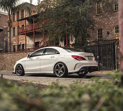 Фото дисков Motegi Racing CS5 на Mercedes-Benz CLA (C117, X117)