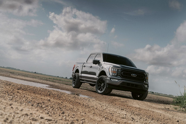 Фото дисков 4PLAY 4P83  на Ford F-150 XIV