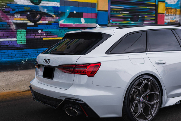 Фото дисков HRE P111SC Глянцевый темный лак на Audi A/RS 6 (C8)
