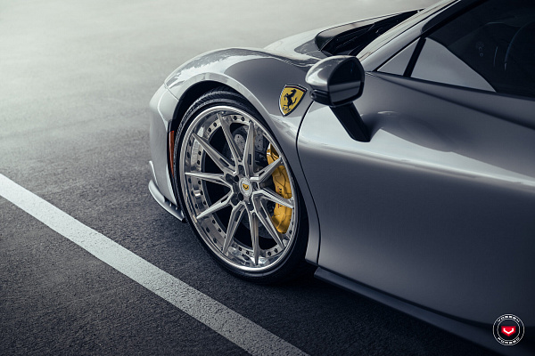 Фото дисков Vossen EVO-2R (3-Piece) Глянцевый лак на Ferrari SF90
