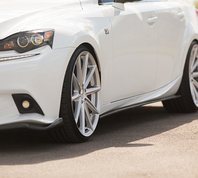 Фото дисков Vossen VFS-10 на Lexus IS II