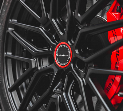 Фото дисков Brixton Forged VL4 на Chevrolet Corvette C7