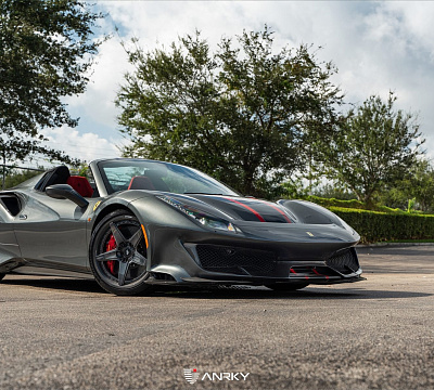 Фото дисков Anrky RS5.3 на Ferrari 812