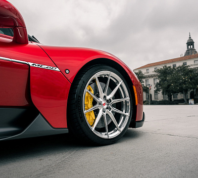 Фото дисков Vossen EVO-2 на Maserati MC20
