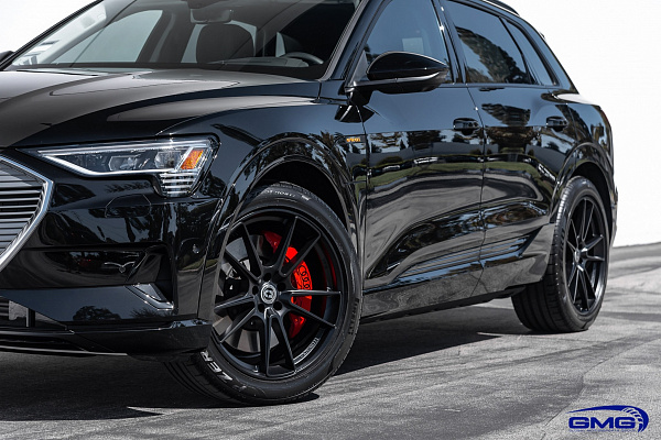 Фото дисков HRE FF04 Черный сатин на Audi E-tron
