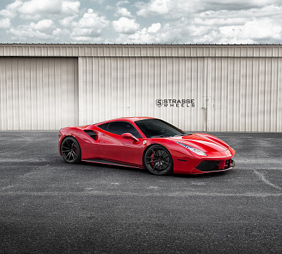 Фото дисков Strasse Wheels SV1 Deep Concave Monoblock на Ferrari 488