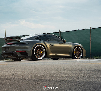 Фото дисков Anrky AN33 на Porsche 911 VIII