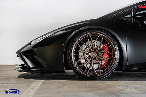 Фото дисков Anrky S1-X1 Сатиновая бронза на Lamborghini Huracan