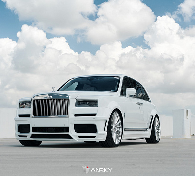 Фото дисков Anrky RF-282 на Rolls-Royce Cullinan