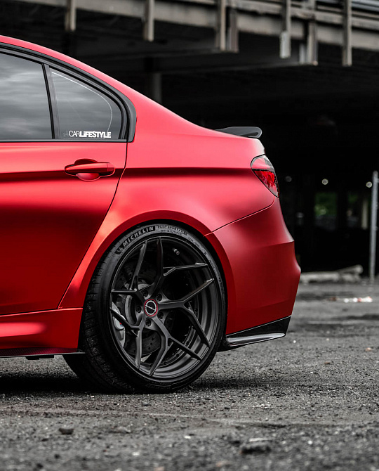 Фото дисков PF5 Сатиновый темный лак на BMW 3/M3 (F3x/F80)