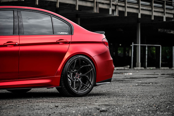 Фото дисков Brixton Forged PF5 Сатиновый темный лак на BMW 3/M3 (F3x/F80)