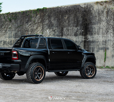 Фото дисков Anrky AN36-S на Ram 1500 V