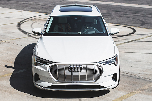 Фото дисков Brixton Forged HS1 Сатиновая медь на Audi E-tron