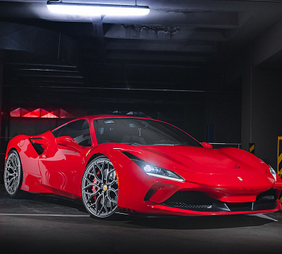Фото дисков Vossen S17-01 на Ferrari F8